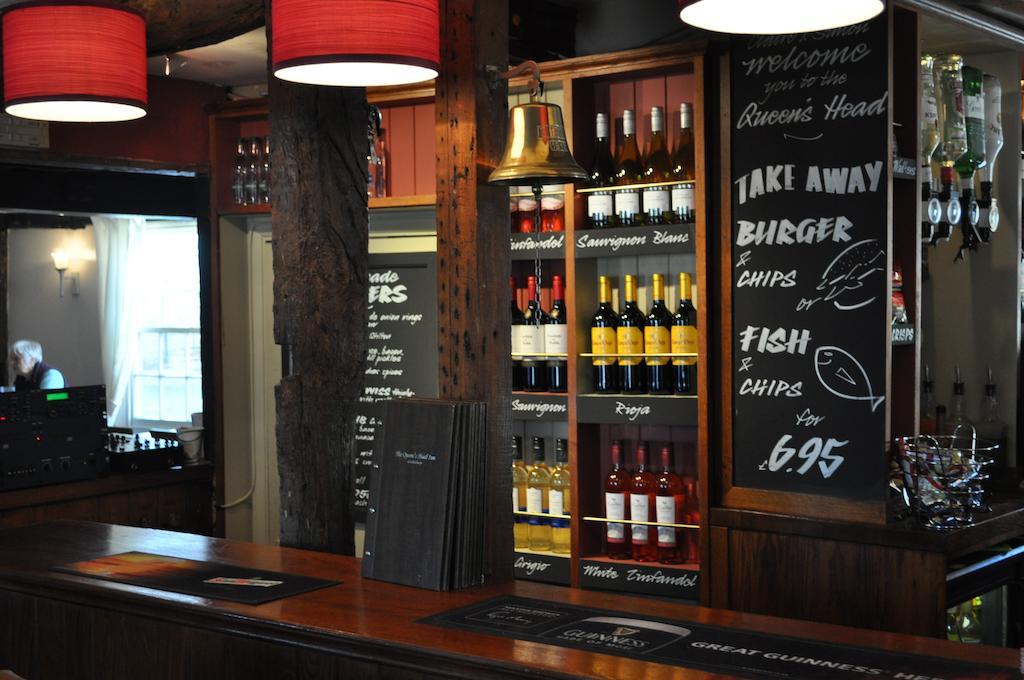 Queens Head Inn Saffron Walden Kültér fotó