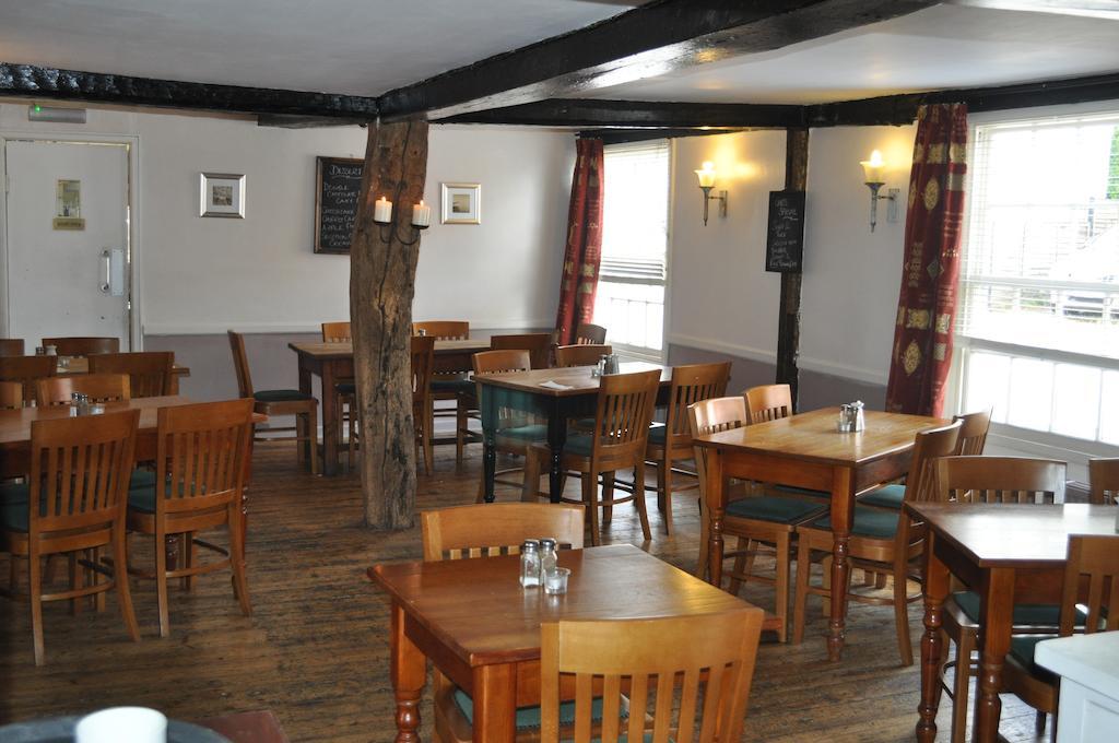 Queens Head Inn Saffron Walden Kültér fotó