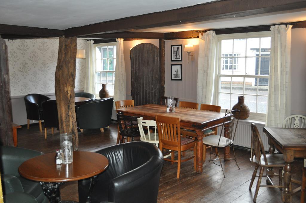 Queens Head Inn Saffron Walden Kültér fotó