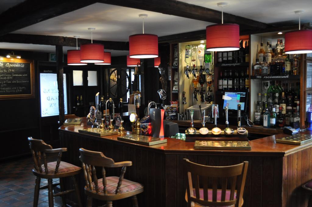 Queens Head Inn Saffron Walden Kültér fotó